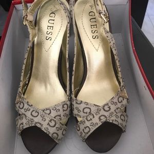 Guess peep toe wedges